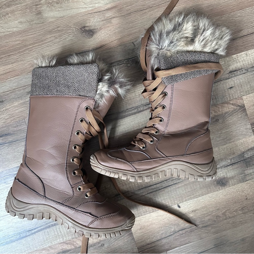 Boutique Faux Fur boots Brown Tall Women’s Size 8